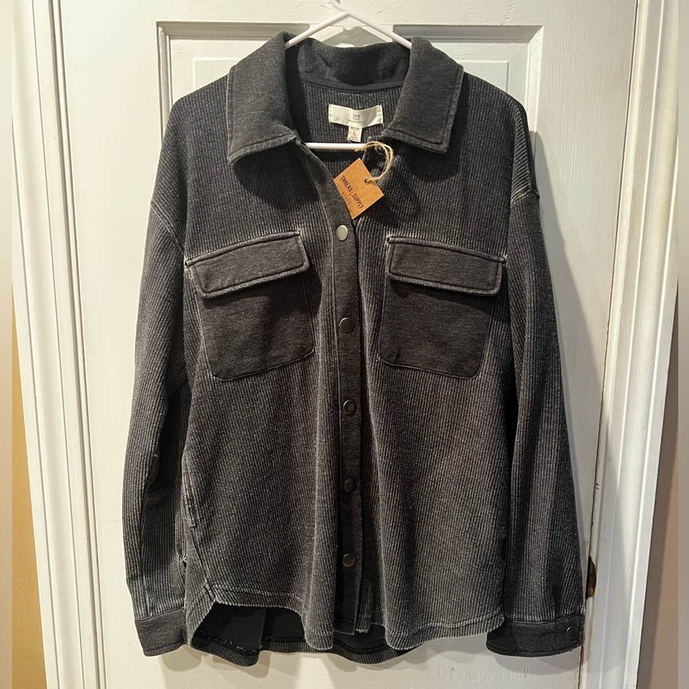 Thread & Supply Men’s Charcoal Ribbed Snap Button Shacket